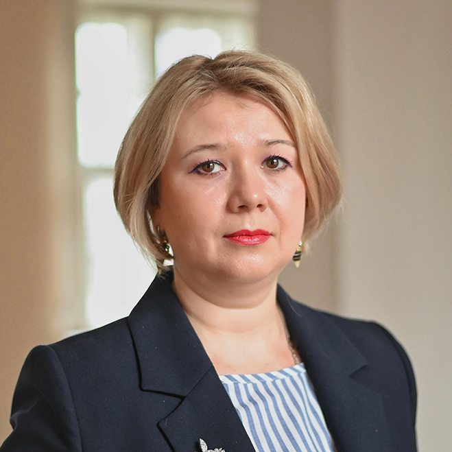 Начальник отдела кадров